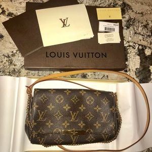 Louis Vuitton Favorite PM Monogram Handbag